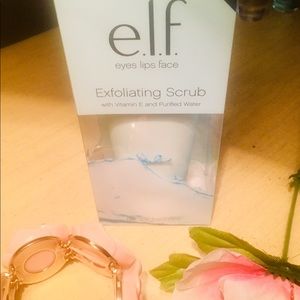 Elf Exfoliating Scrub!